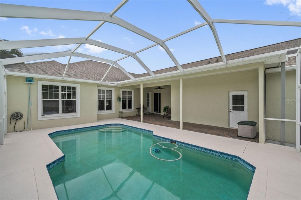 Image 11 of property listing at 6425 98TH AVENUE N, Pinellas Park, FL 33782