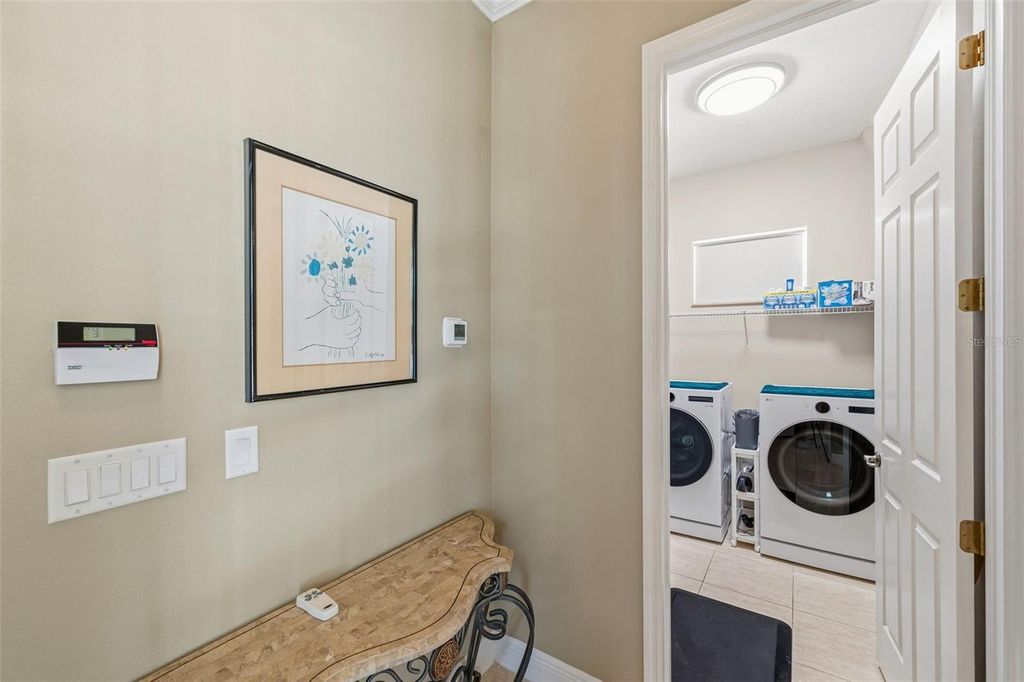 Image 51 of property listing at 6425 98TH AVENUE N, Pinellas Park, FL 33782