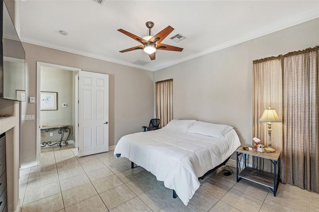 Image 53 of property listing at 6425 98TH AVENUE N, Pinellas Park, FL 33782