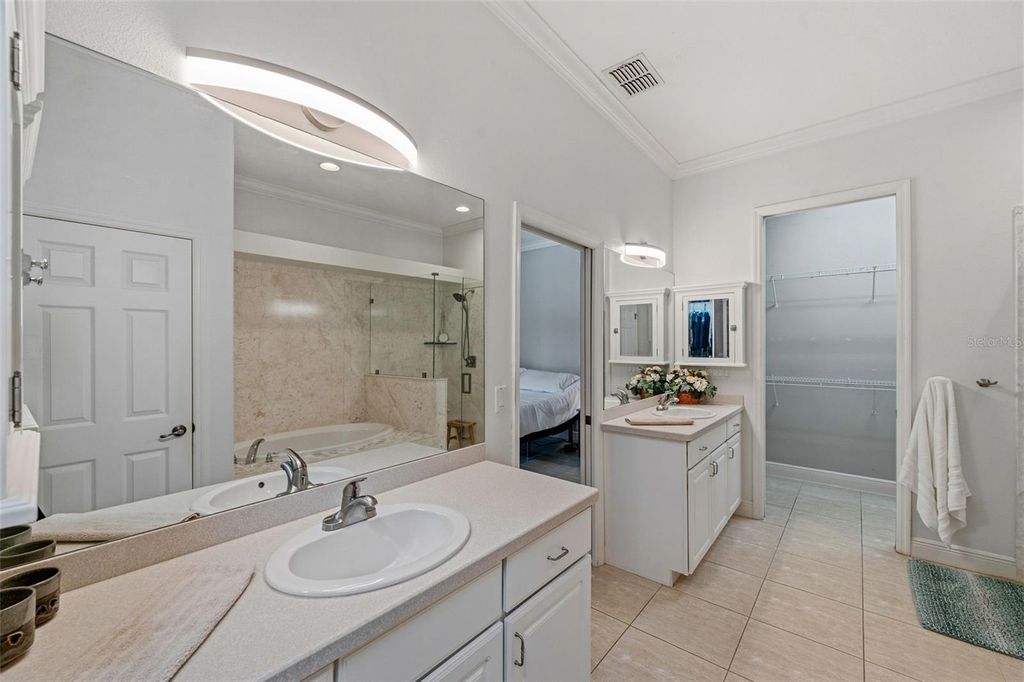 Image 58 of property listing at 6425 98TH AVENUE N, Pinellas Park, FL 33782