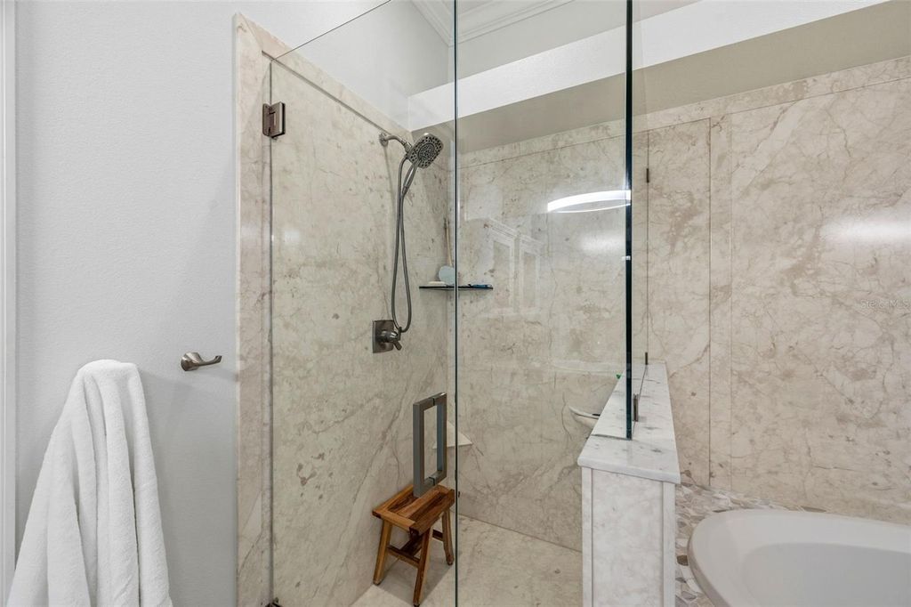 Image 60 of property listing at 6425 98TH AVENUE N, Pinellas Park, FL 33782