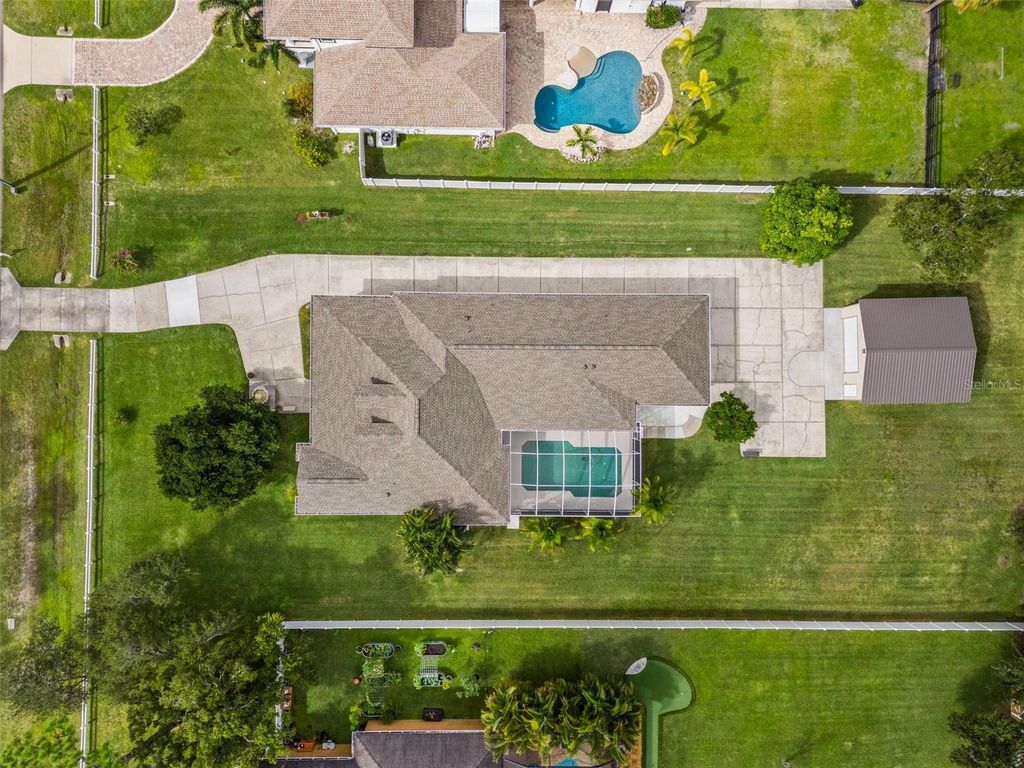 Image 67 of property listing at 6425 98TH AVENUE N, Pinellas Park, FL 33782