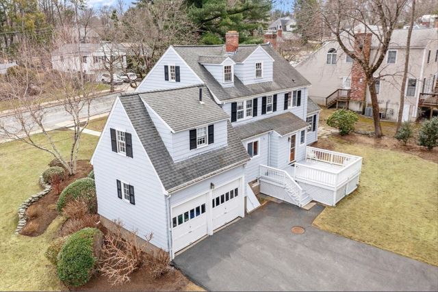 257 Dedham na, Newton, MA 02461