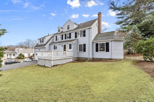 257 Dedham na, Newton, MA 02461