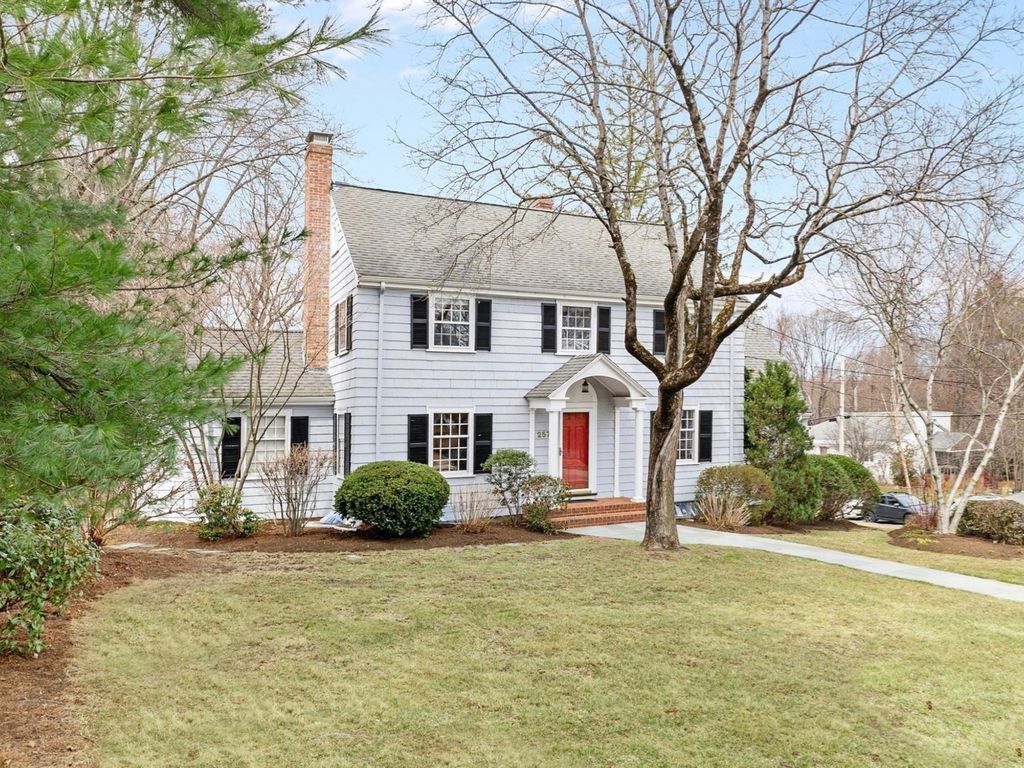 257 Dedham na, Newton, MA 02461