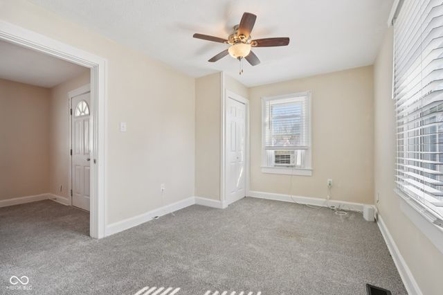 3020 S Mooresville Road, Indianapolis, IN 46221