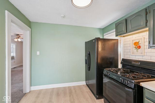 3020 S Mooresville Road, Indianapolis, IN 46221