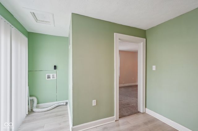 3020 S Mooresville Road, Indianapolis, IN 46221