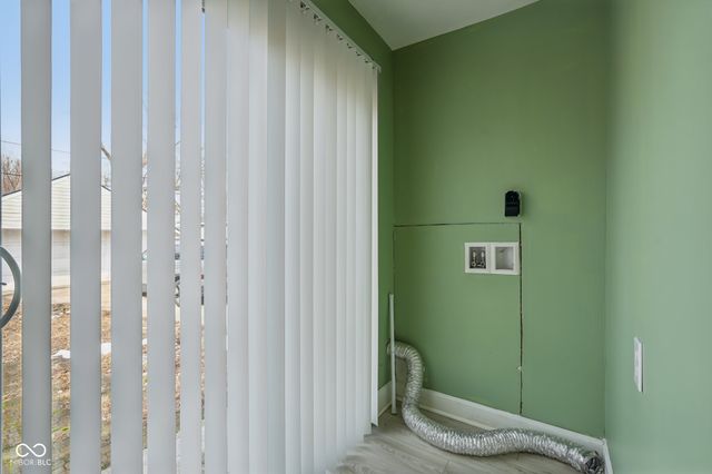 3020 S Mooresville Road, Indianapolis, IN 46221