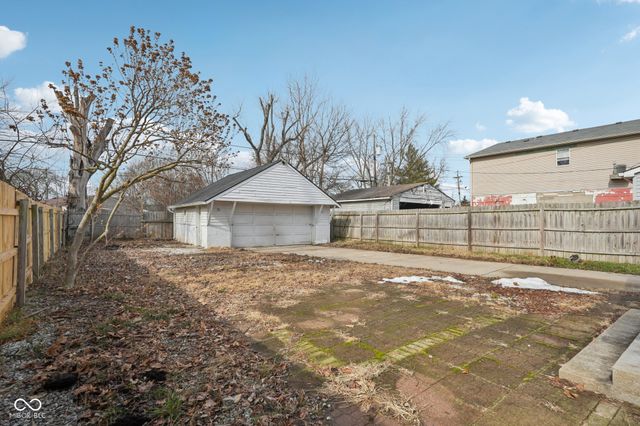 3020 S Mooresville Road, Indianapolis, IN 46221