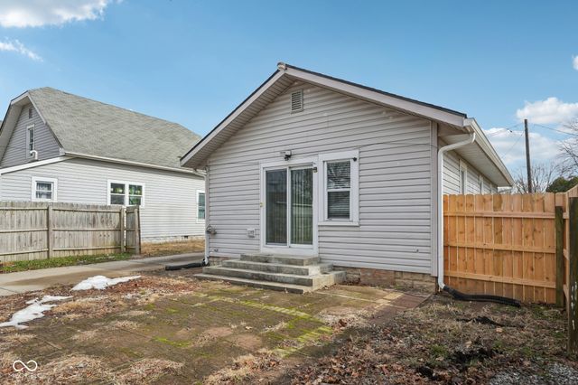 3020 S Mooresville Road, Indianapolis, IN 46221