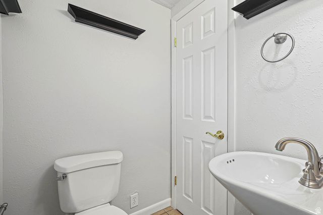 4524 STEPHENS CIR, South Ogden, UT 84403