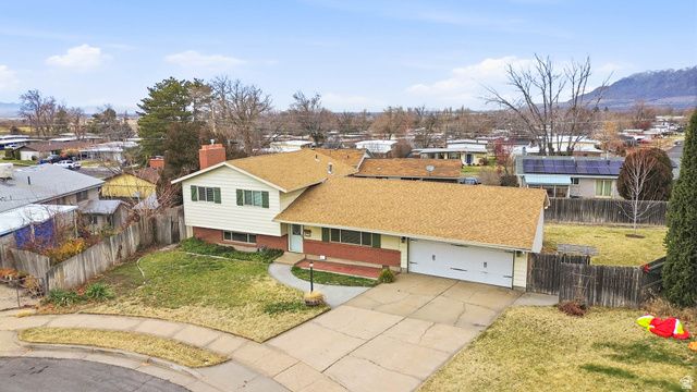 4524 STEPHENS CIR, South Ogden, UT 84403