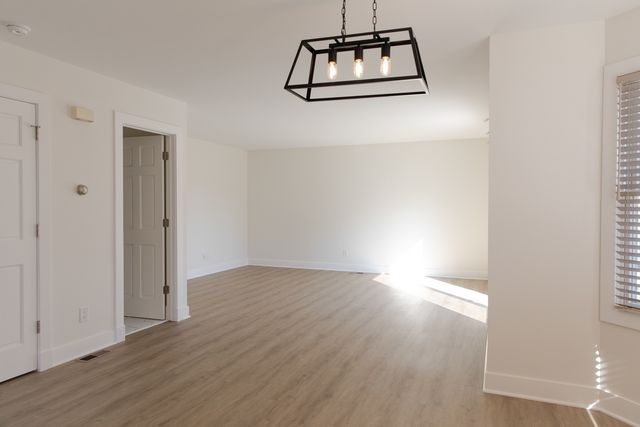 713 Stevens Street 713, Geneva, IL 60134