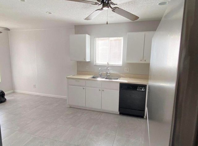 371 Maplecrest Circle, Jupiter, FL 33458