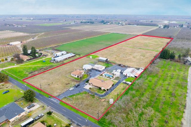 4460 Mountain View Rd, Hughson, CA 95326