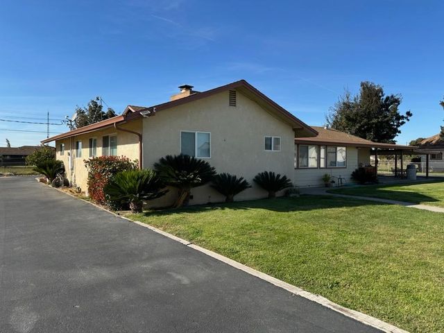 4460 Mountain View Rd, Hughson, CA 95326