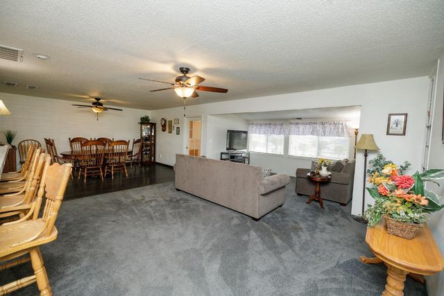 4460 Mountain View Rd, Hughson, CA 95326