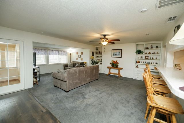 4460 Mountain View Rd, Hughson, CA 95326