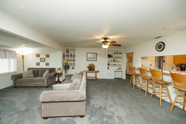 4460 Mountain View Rd, Hughson, CA 95326