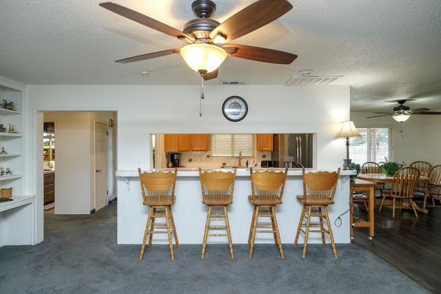 4460 Mountain View Rd, Hughson, CA 95326