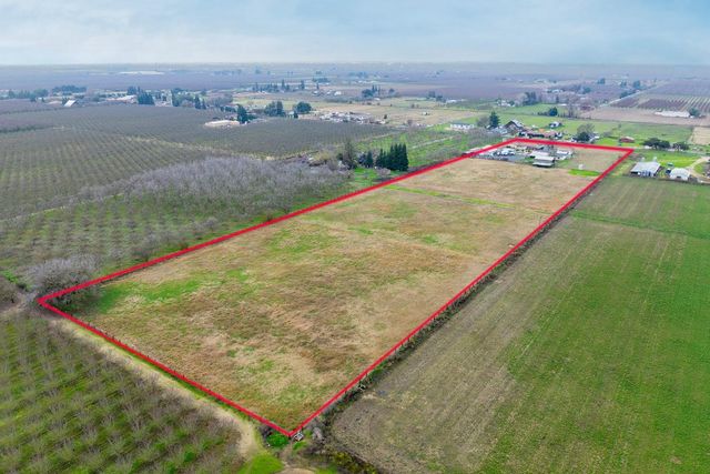 4460 Mountain View Rd, Hughson, CA 95326