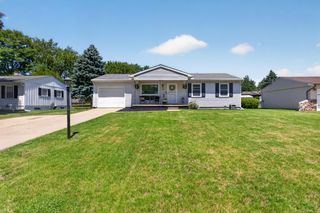 5650 Poplar Drive, Jackson, MI 49201