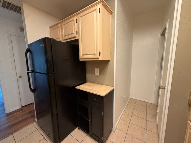 8601 Park Lane 422, Dallas, TX 75231