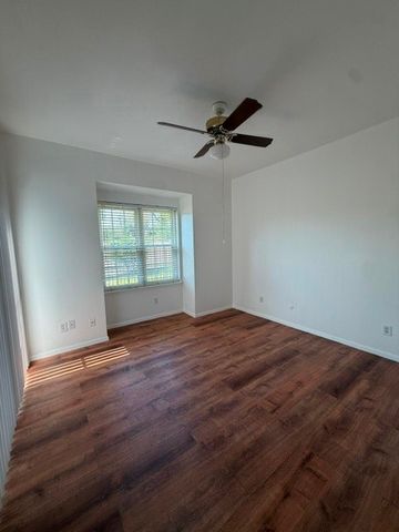 8601 Park Lane 422, Dallas, TX 75231