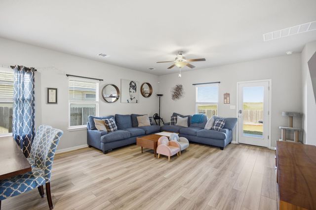 14000 Heartland DR, Manor, TX 78653