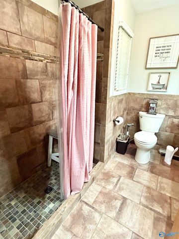 4010 Tabor Road, Gadsden, AL 35904