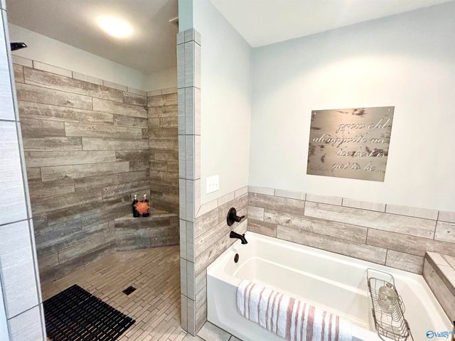 4010 Tabor Road, Gadsden, AL 35904