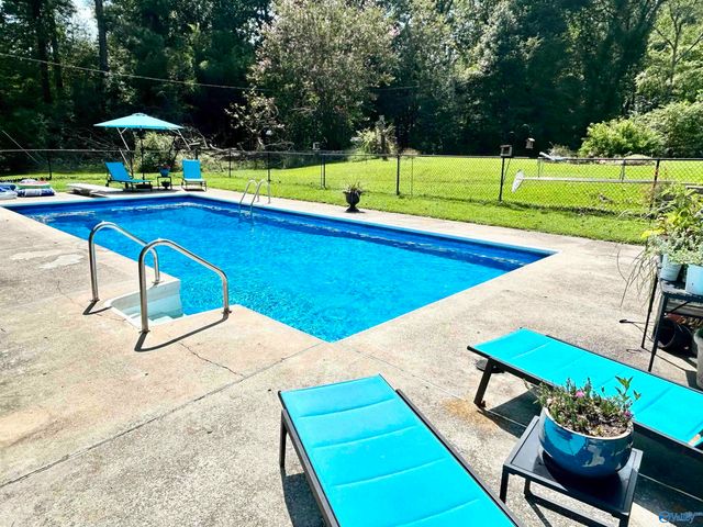 4010 Tabor Road, Gadsden, AL 35904