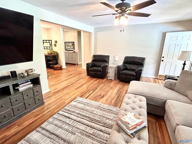 4010 Tabor Road, Gadsden, AL 35904