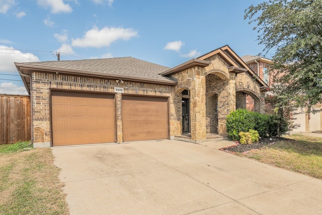 2840 Candace Drive, Grand Prairie, TX 75051 — photo 3