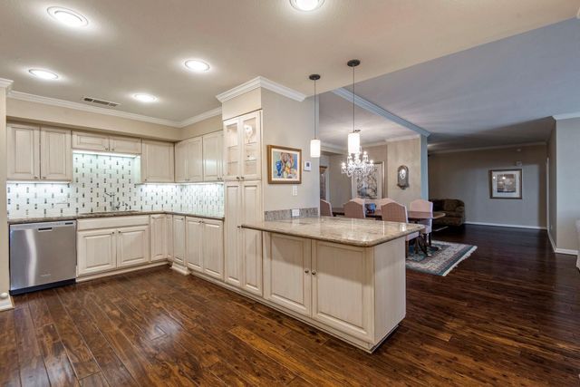 5200 Keller Springs Road 520, Dallas, TX 75248