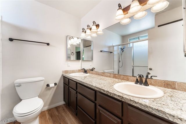 8704 Isola Drive, Las Vegas, NV 89117