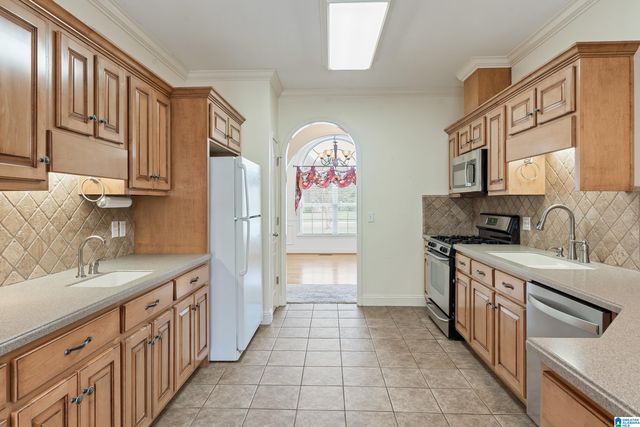 7532 CHASE WAY, Hueytown, AL 35023