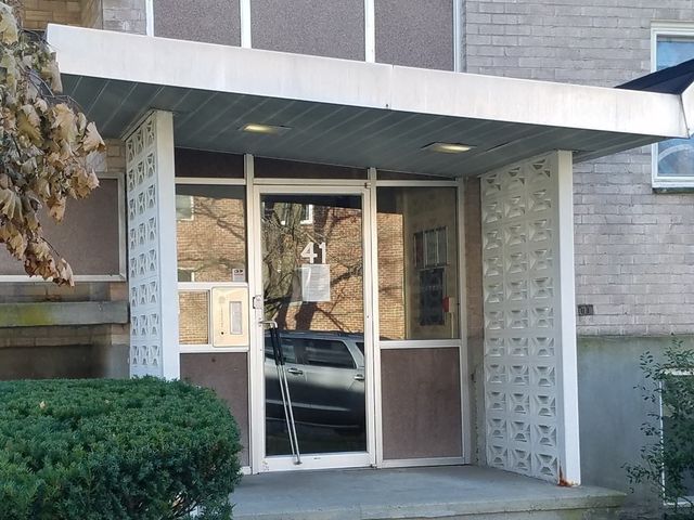 41 Lionel Ave D, Waltham, MA 02452