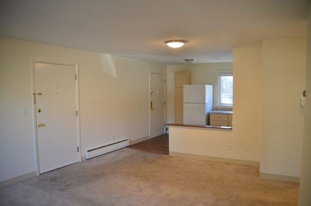 41 Lionel Ave D, Waltham, MA 02452