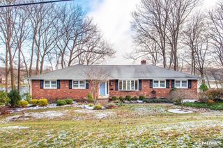 347 High Crest Drive, West Milford, NJ 07480