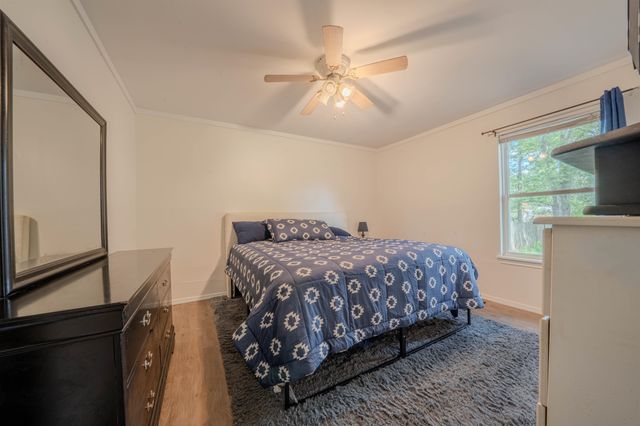 405 Bates St, Kilgore, TX 75662