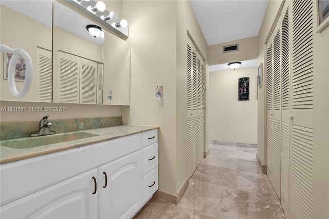 1400 S Ocean Drive 1004, Hollywood, FL 33019