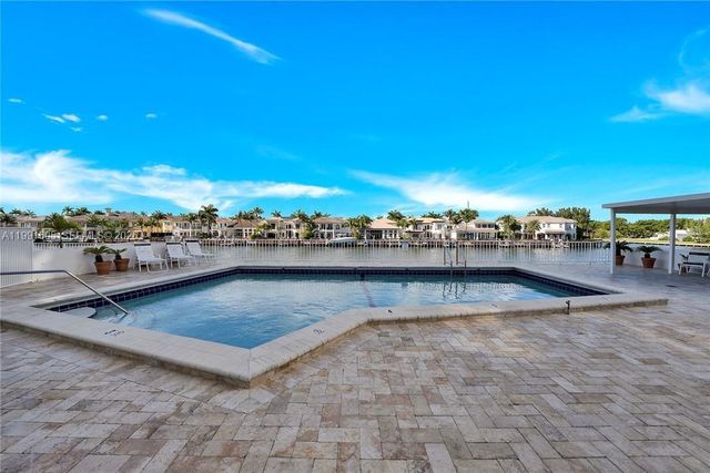 1400 S Ocean Drive 1004, Hollywood, FL 33019