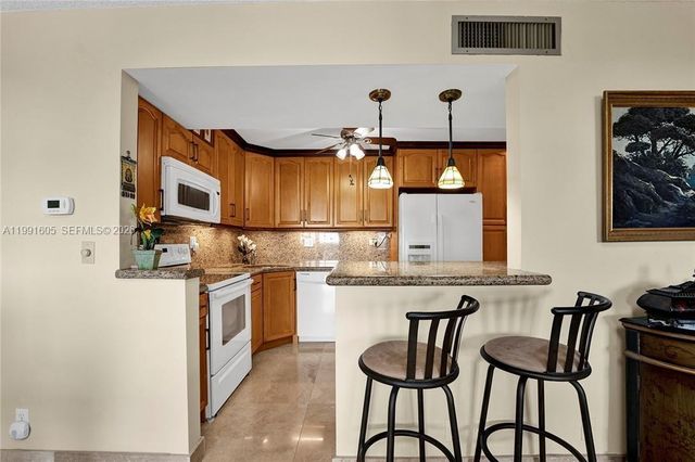 1400 S Ocean Drive 1004, Hollywood, FL 33019