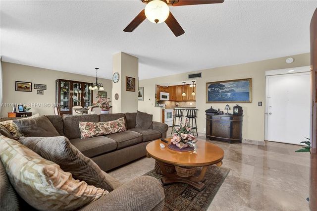 1400 S Ocean Drive 1004, Hollywood, FL 33019