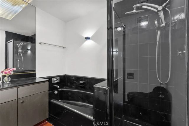 7250 Franklin Avenue 804, Los Angeles, CA 90046