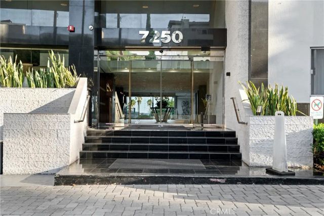 7250 Franklin Avenue 804, Los Angeles, CA 90046