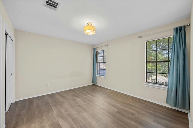 11901 Swearingen DR 103, Austin, TX 78758