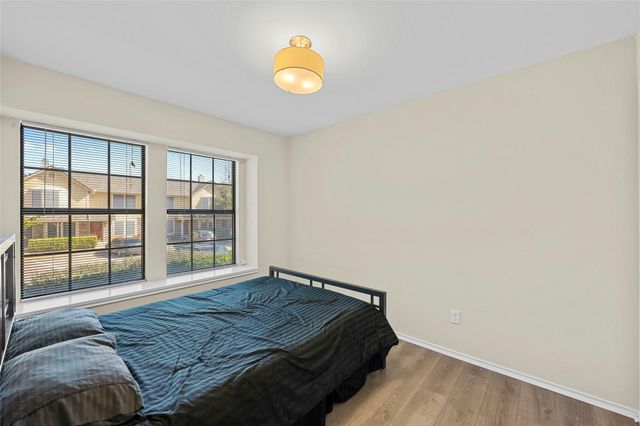 11901 Swearingen DR 103, Austin, TX 78758